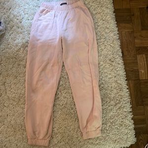 Brandy Melville Rosa sweatpants